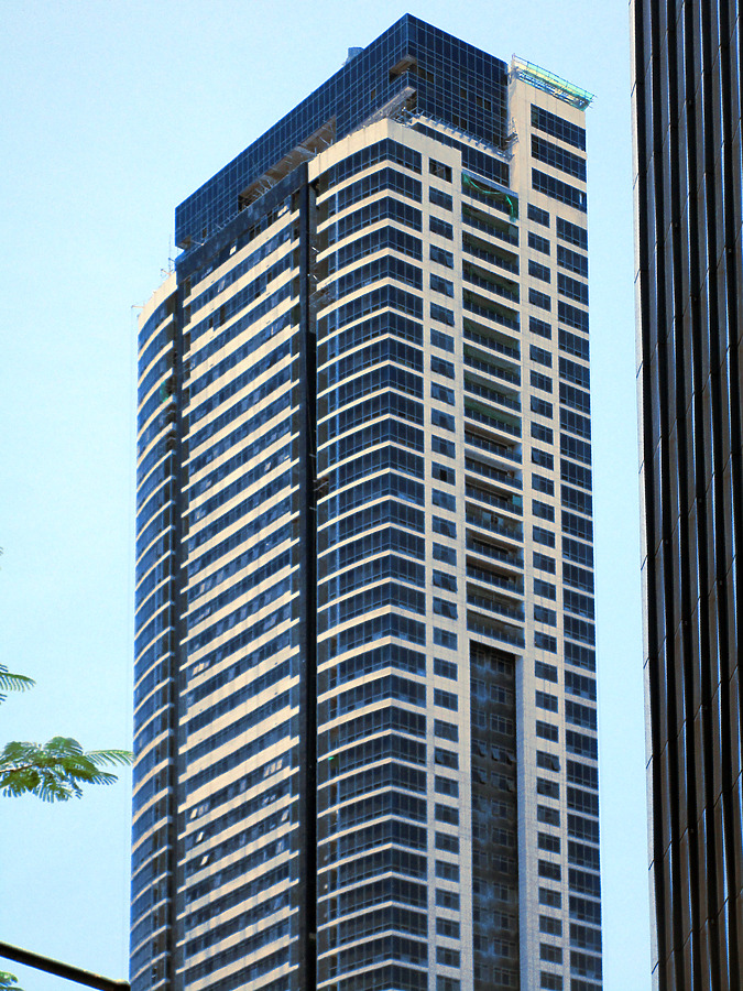 The Suites at One Bonifacio High Street by Daniel Kieckhefer