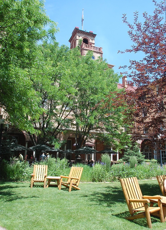 Hotel Colorado by Brian LoBue