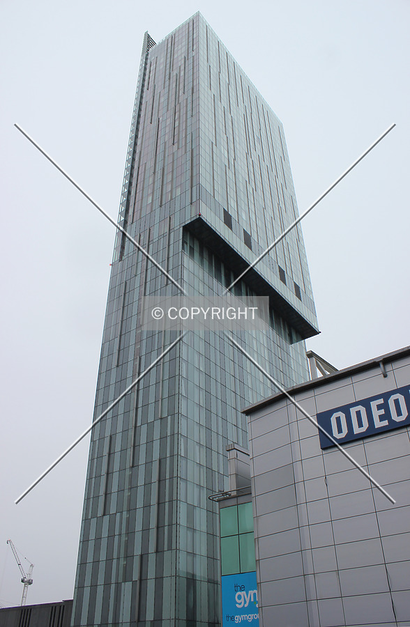 Beetham Tower by Florian Barbier