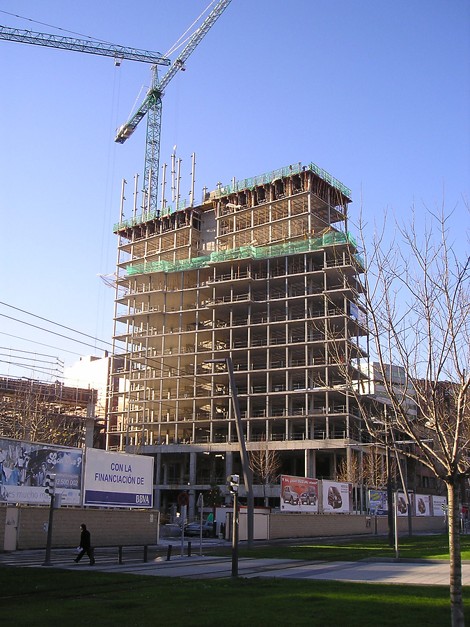 Isozaki Atea I by Mikel Allende