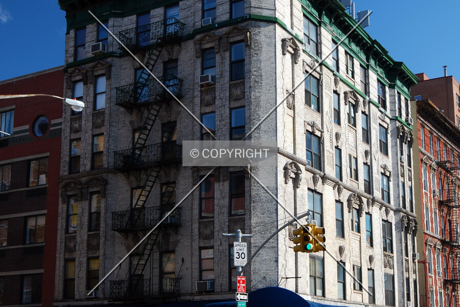 14 Avenue C