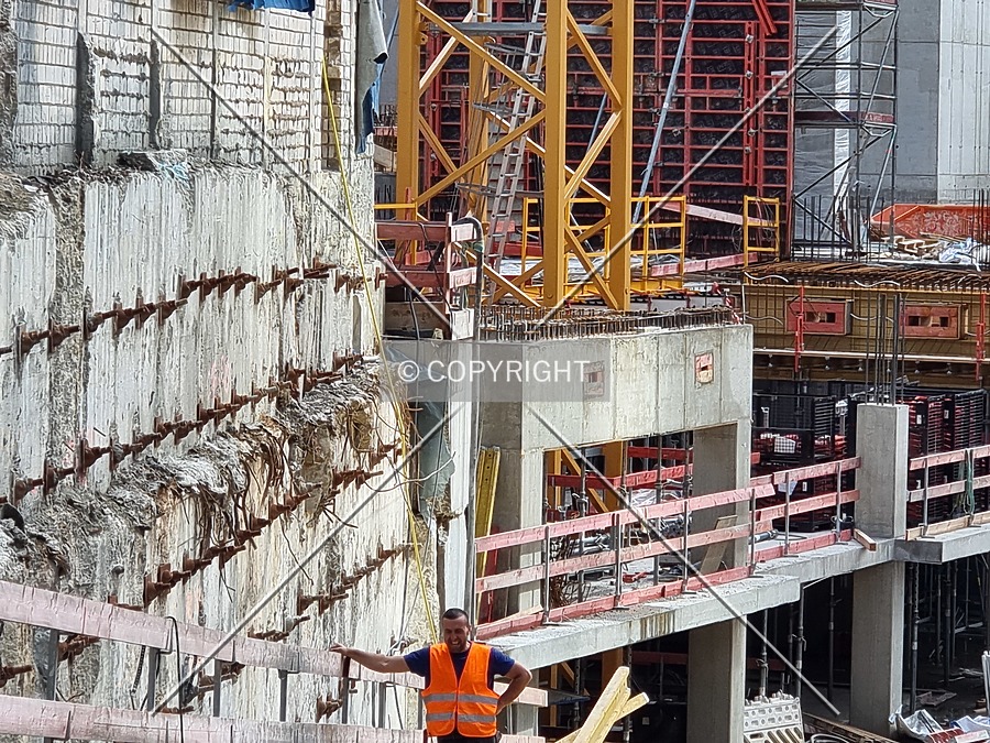 FOUR Frankfurt - Tower 4 by Nephilim