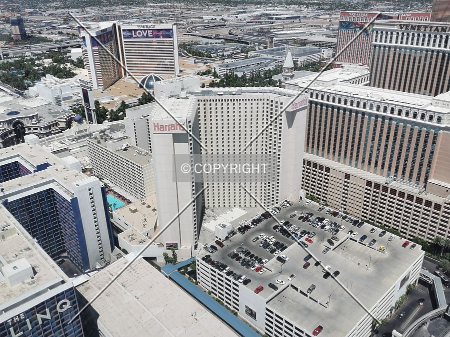 Harrah's Las Vegas - Carnaval Tower by Nephilim