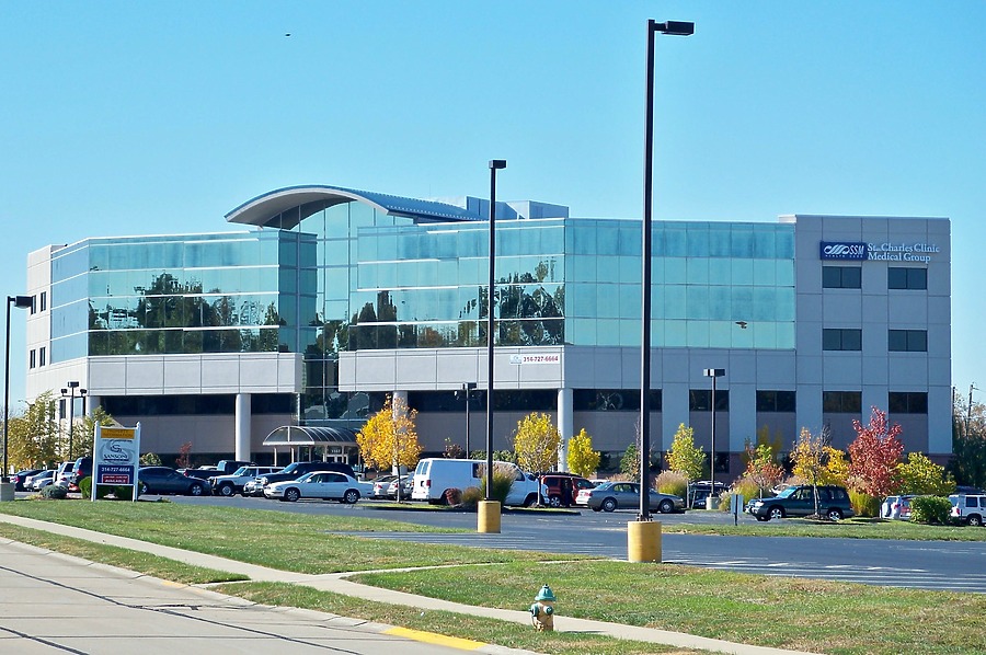 Wall Street Plaza I by Ryan Hildebrand