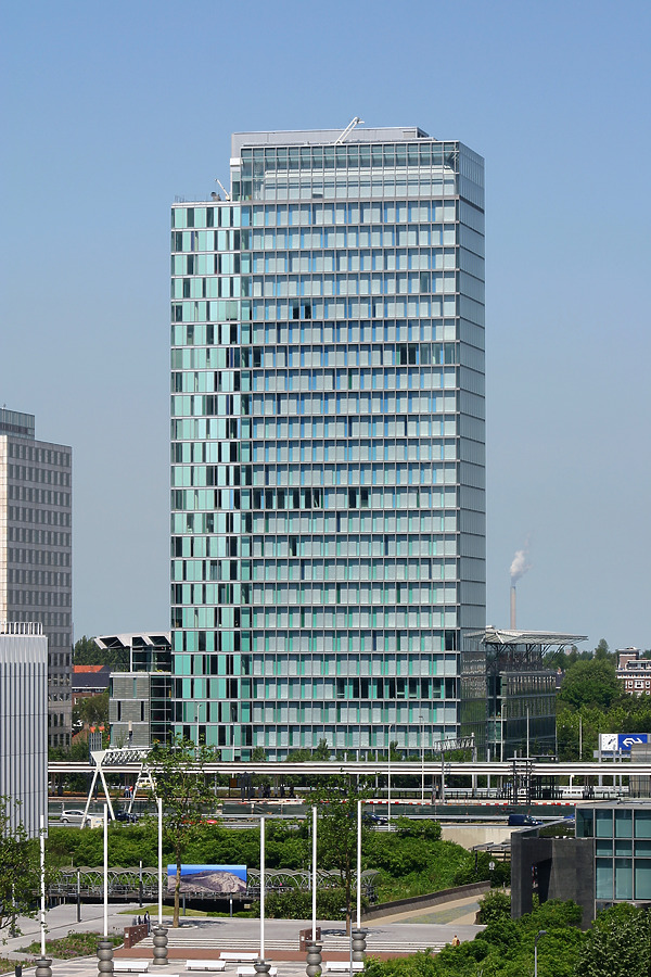 WTC H Toren by Michiel van Dijk