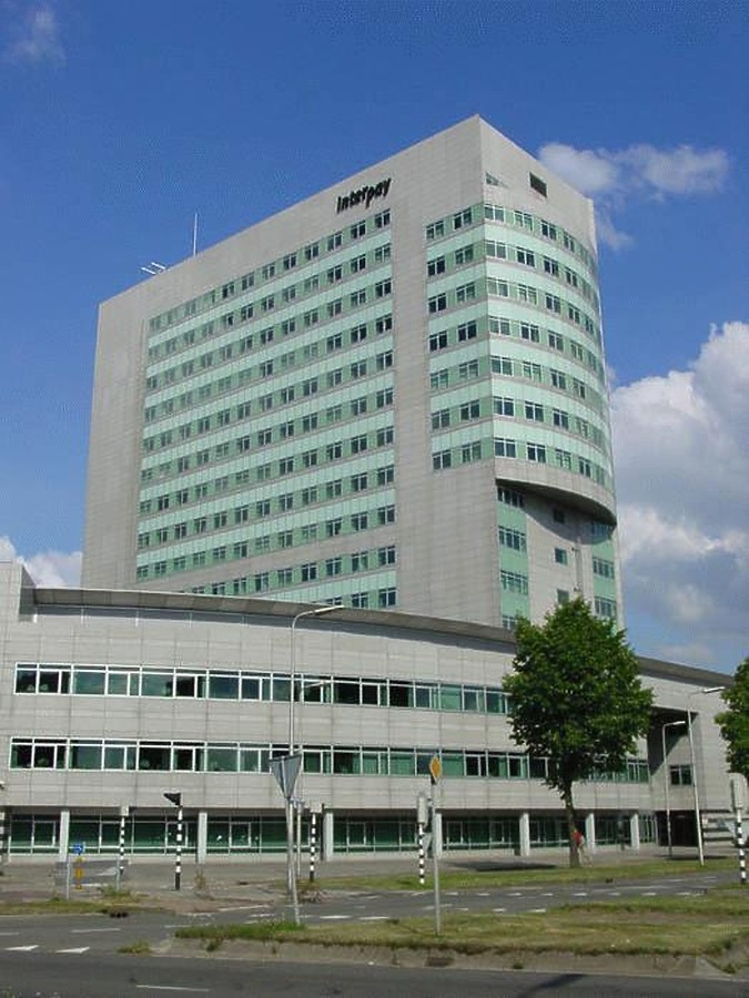 Equens by Michiel van Dijk