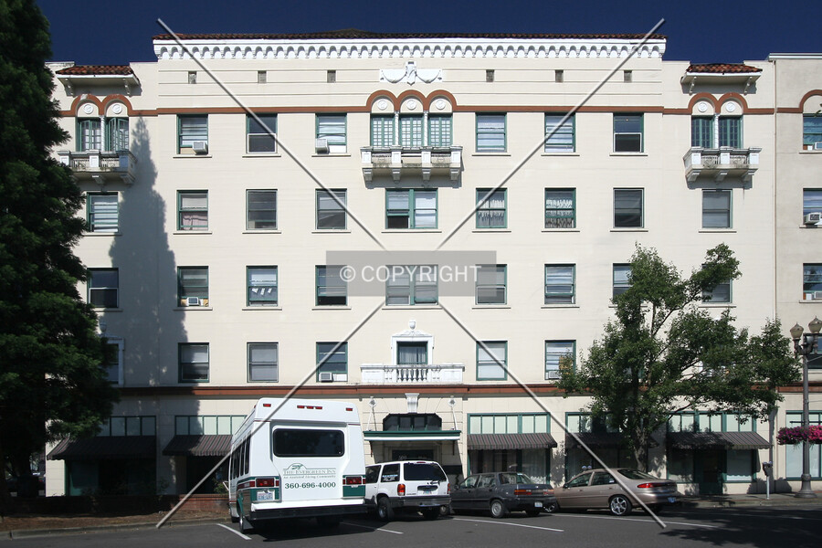 Evergreen Hotel