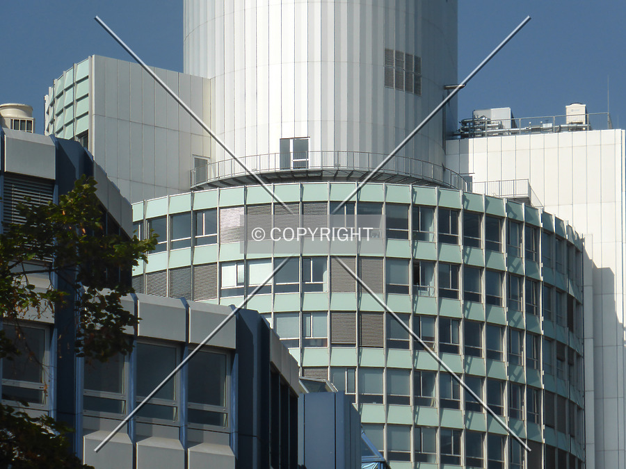 Taunus Tower by Nephilim