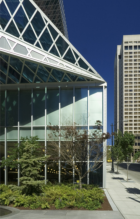 Seattle Central Library by Pavel Toczynski