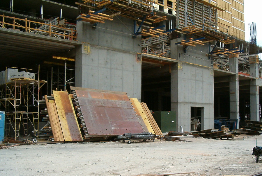 Trump International Hotel & Tower - Tower One by Rodney Gunn