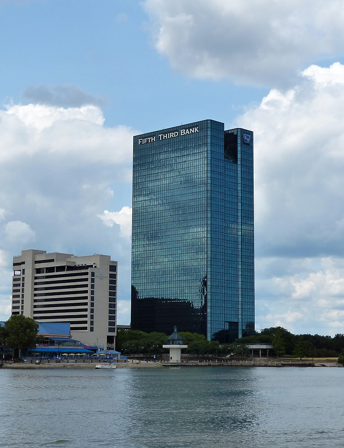 Fifth Third Center at One SeaGate by Nate Lindsey