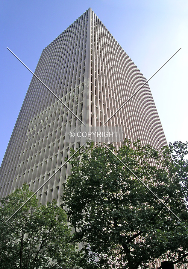 Standard Insurance Center by Serdica