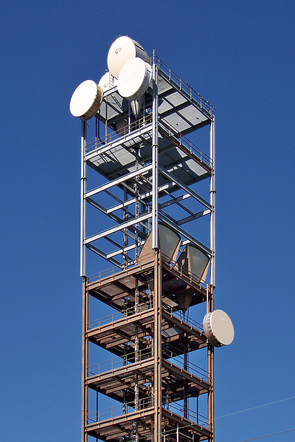 AT&T Building by Ryan Hildebrand