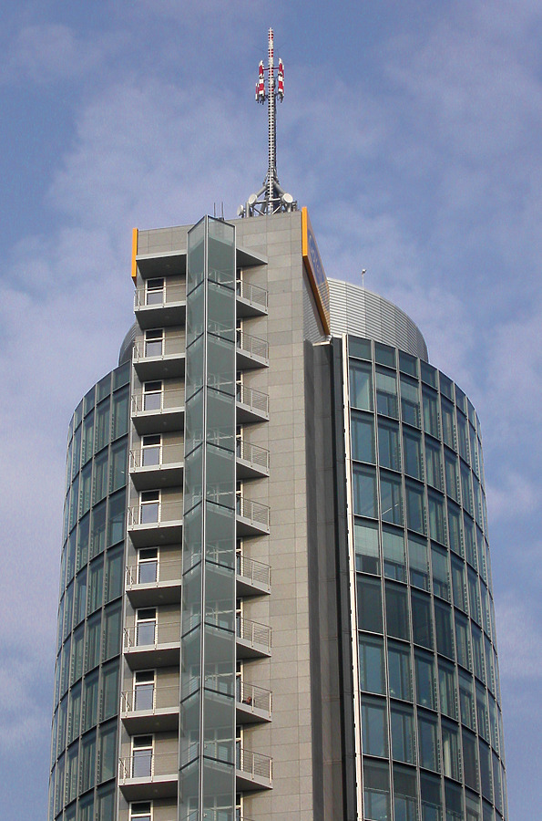 Munich City Tower by Cesar Serrano