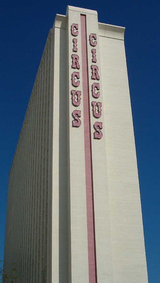 Circus Circus - Skyrise Tower by Rodney Gunn