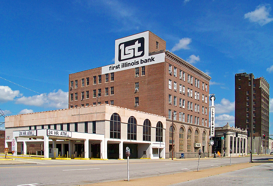 Lindell Bank Building by Ryan Hildebrand