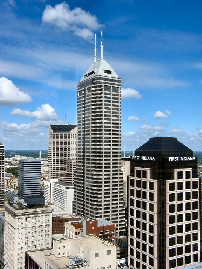 Salesforce Tower by James Peacock