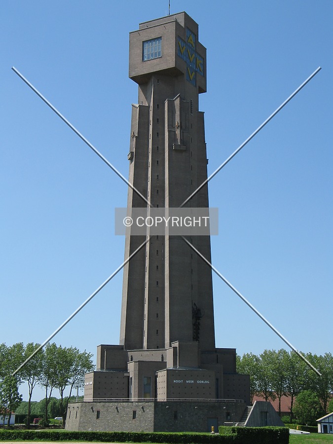 IJzertoren by Emmanuel D.