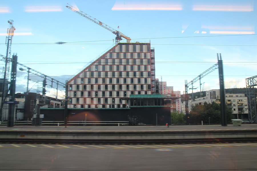 Scandic Portalen by Kjetil Balog