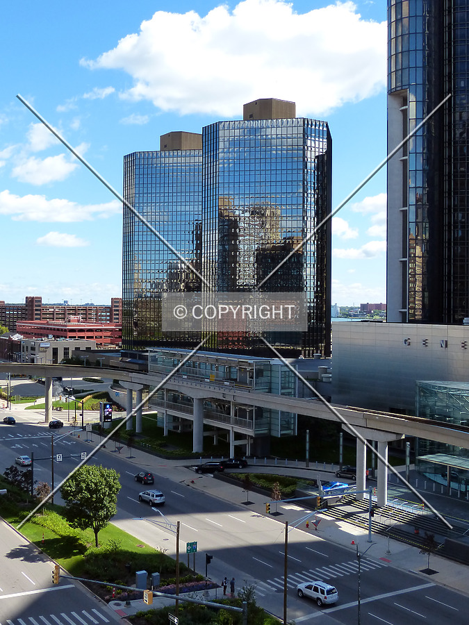 Renaissance Center 500 Tower by Nate Lindsey