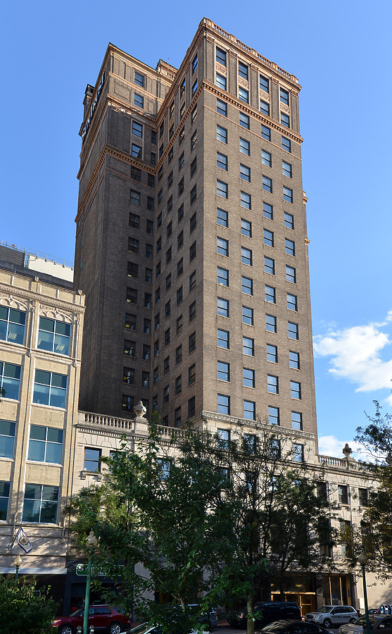 Kanawha Valley Building by John W. Cahill