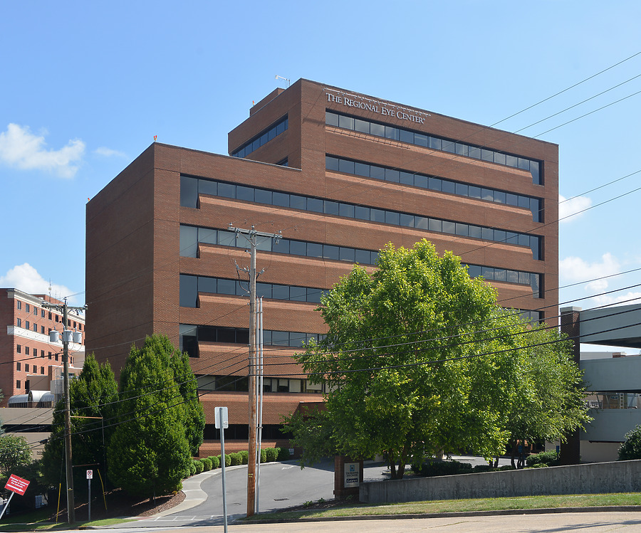 Holston Valley Physicians Building by John W. Cahill
