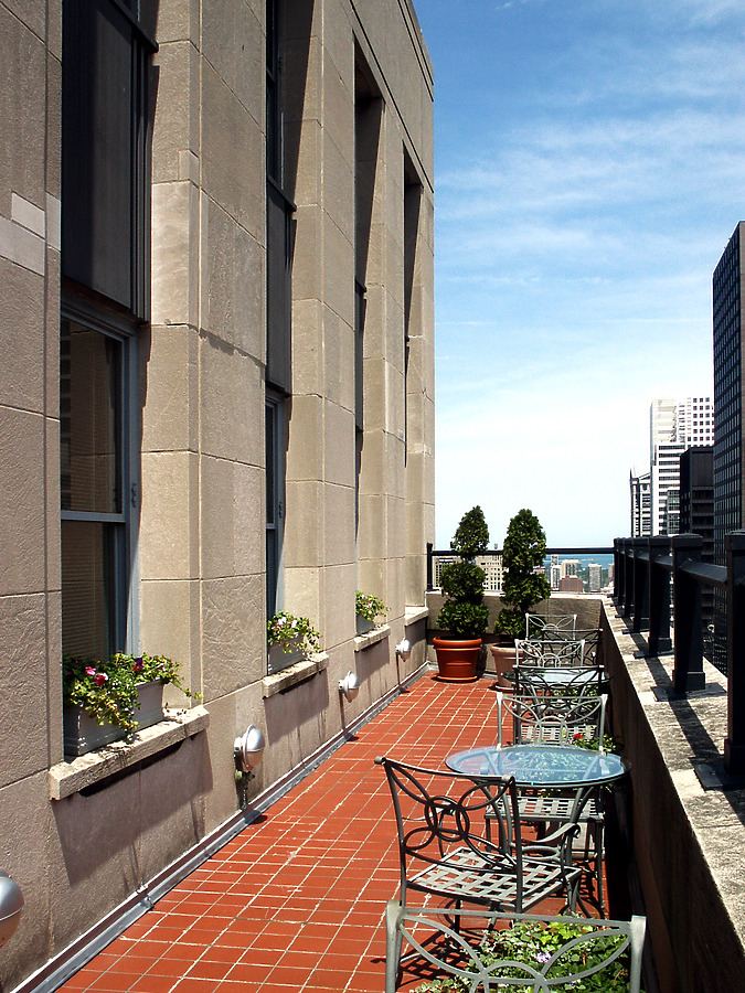 135 South LaSalle by Daniel Kieckhefer