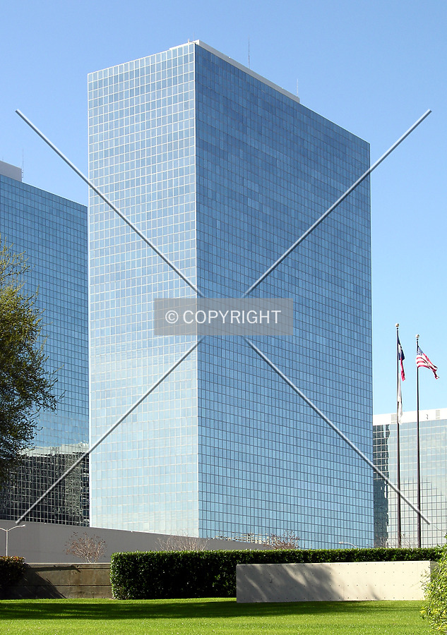 El Paso Tower by Chris Patriarca