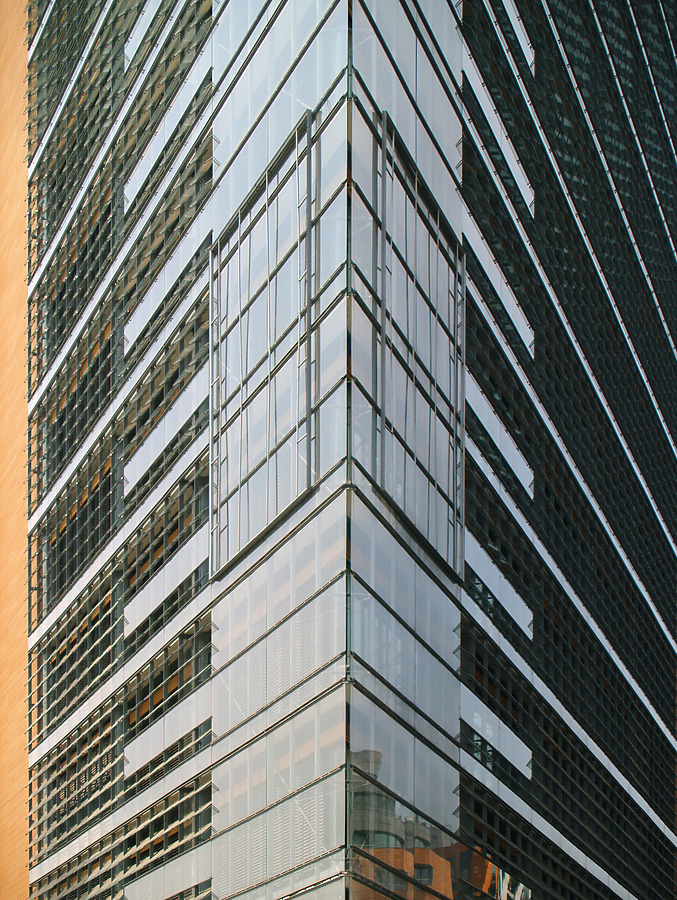 Potsdamer Platz 11 by Cesar Serrano