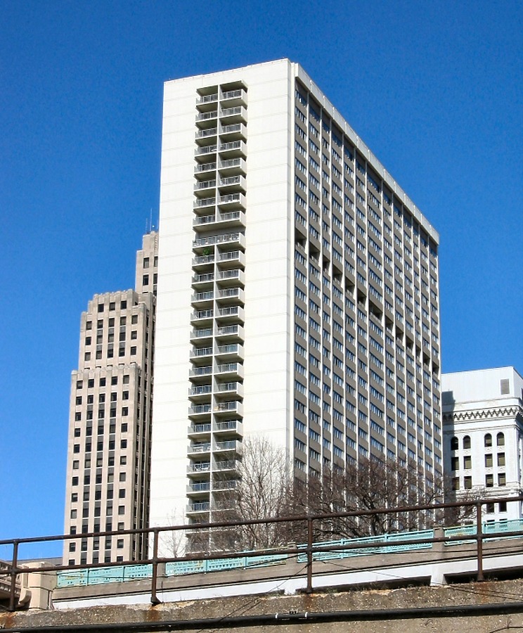 Kellogg Square Apartments by James Peacock