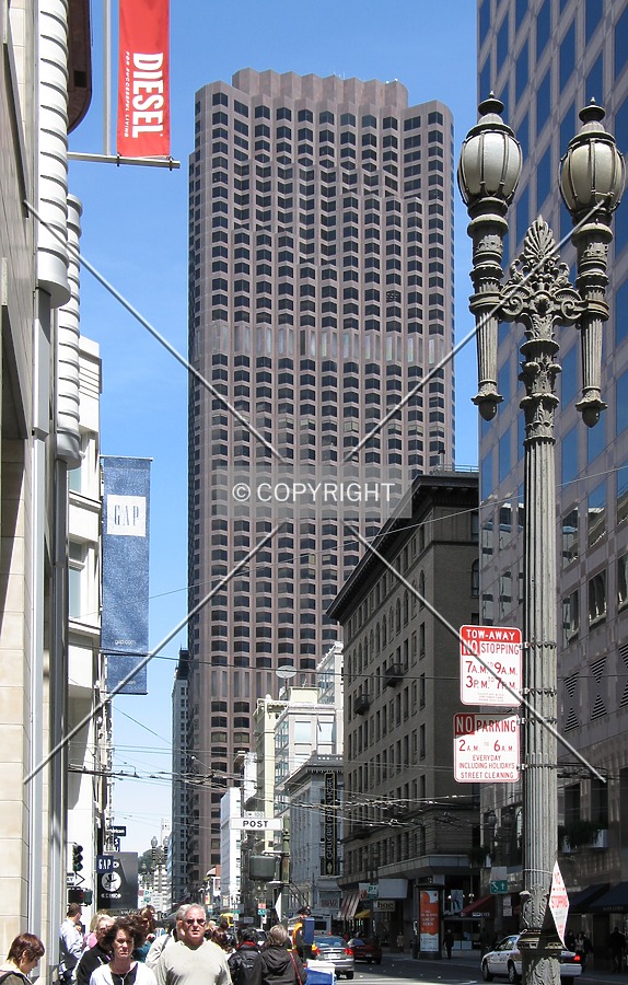 555 California Street by Emmanuel D.