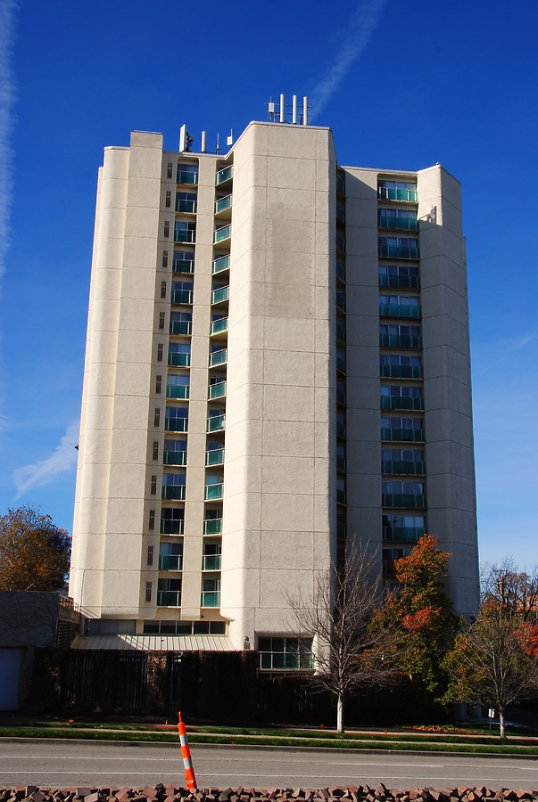 Vista Condominiums by Brian LoBue