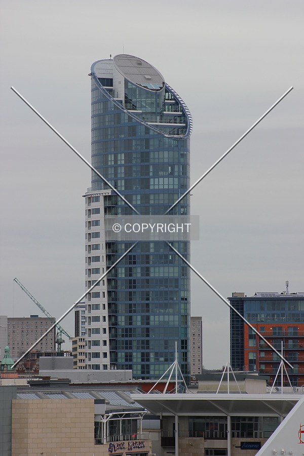 1 Gunwharf Quays by Florian Barbier