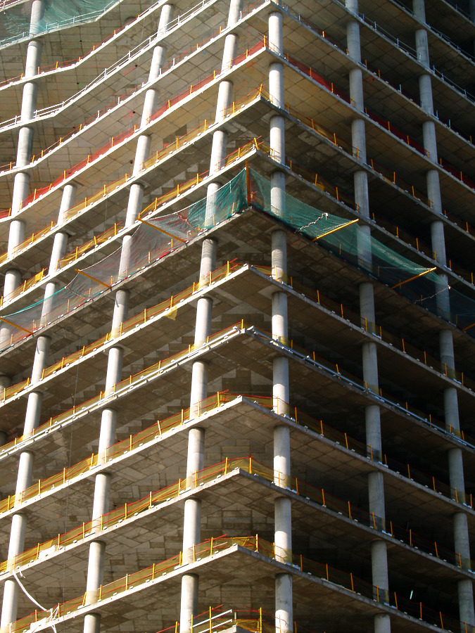 Torre Espacio by Cesar Serrano