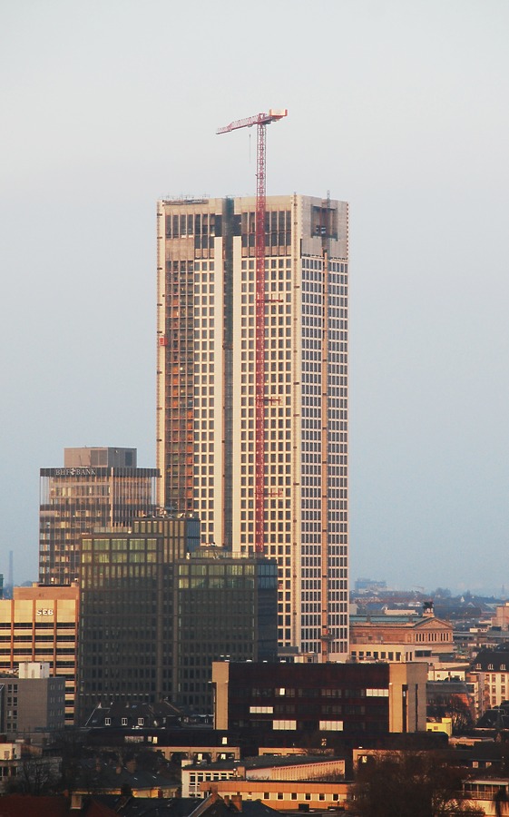 OpernTurm by Huopa