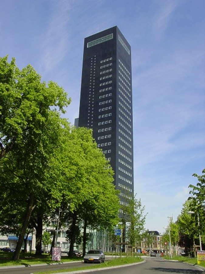 Achmea-Toren by Michiel van Dijk