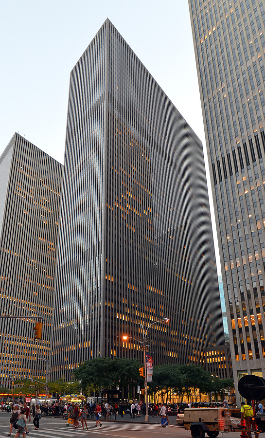 1221 Avenue of the Americas by John W. Cahill