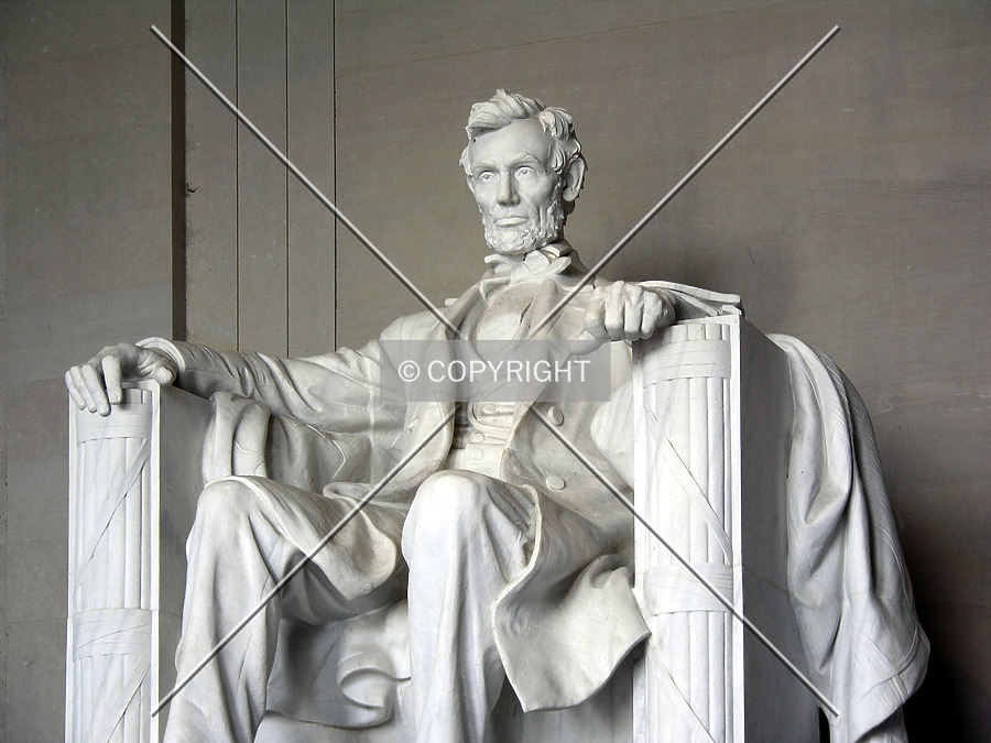 Lincoln Memorial by Chris Patriarca