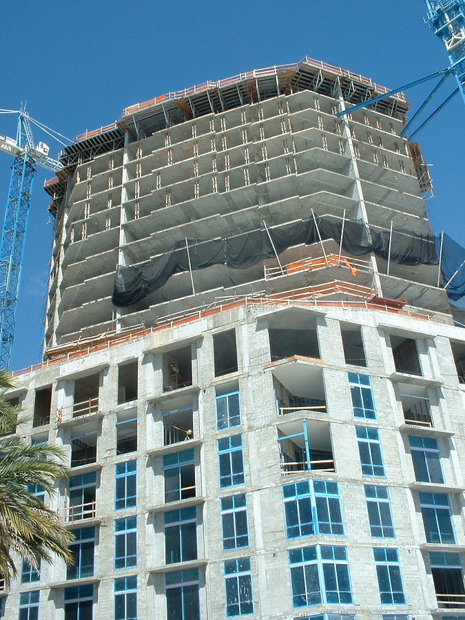 Metropolis One at Dadeland by Paul Cucuzza