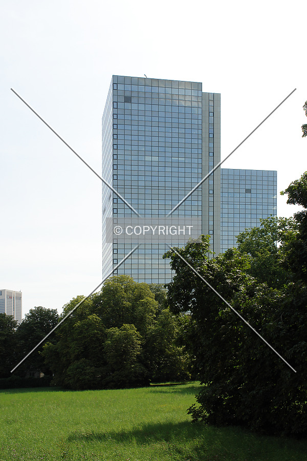 Hochhaus am Park by Nephilim