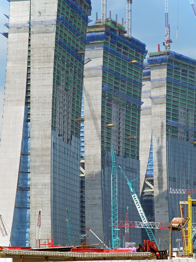 Marina Bay Sands Hotel by Horst Kiechle