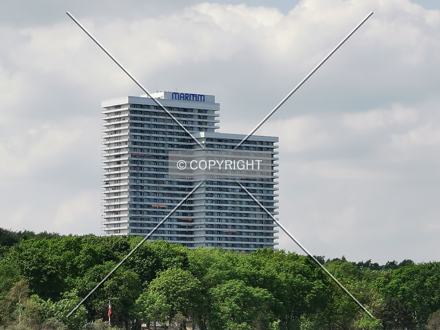 Maritim Golf and Sport Hotel by Nephilim