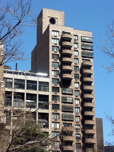 L'isola Apartments