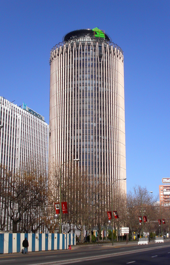 Torre Europa by Cesar Serrano