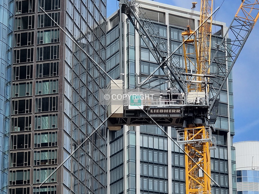 FOUR Frankfurt - Tower 1 by Nephilim