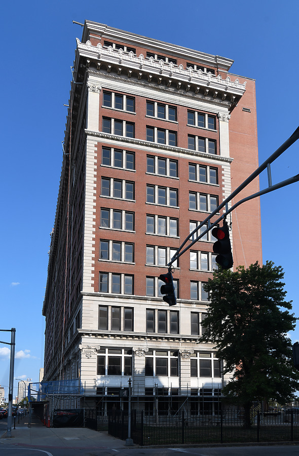 L&N Building by John W. Cahill