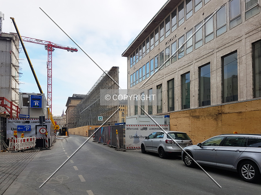 FOUR Frankfurt - Tower 4 by Nephilim