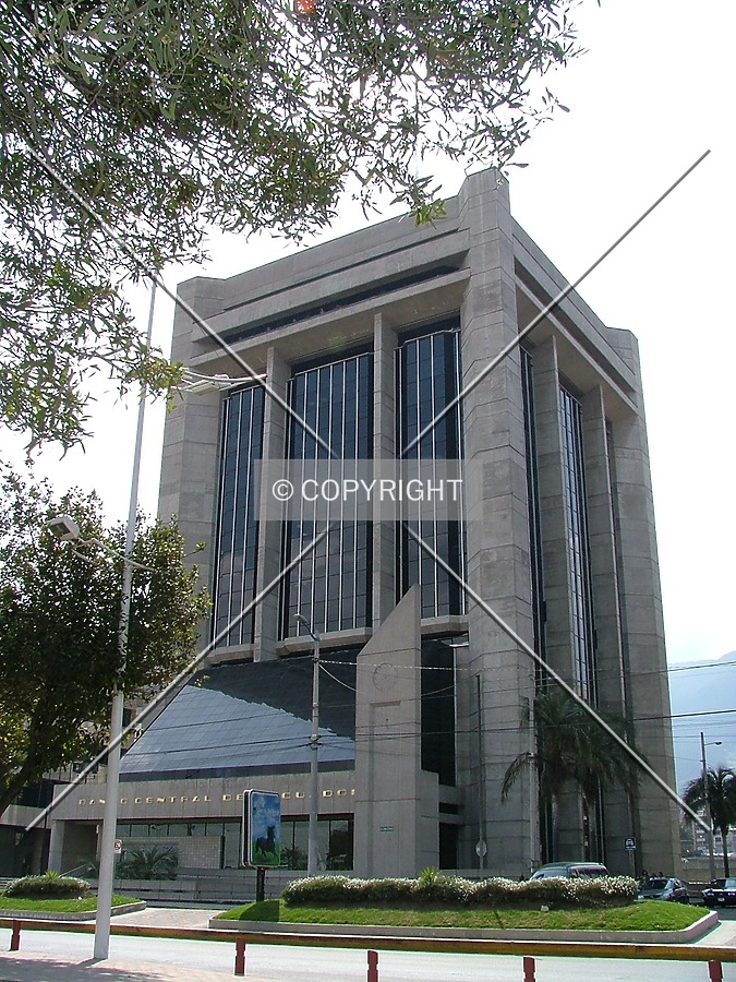 Banco Central del Ecuador by Rodrigo Salas