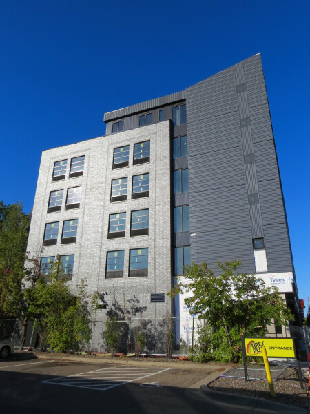 Moxy Minneapolis Uptown