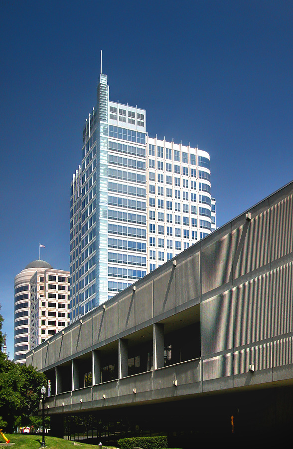 Esquire Plaza by Jim Schwartz